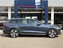 Volvo V60 Cross Country 2.0 D4 AWD Intro Edition / Polestar-Engineered / Automaat / NL-Auto / Dealer-Onderhouden / Vol-Leder / Stoelverwarming V+A / Stuurverwarming / Adaptieve Cruise-Control / Elektr.-Wegklapbare Trekhaak / Keyless / Elektr.-Achterklep / Dodehoek-Detectie / Apple-Carplay & Android-Auto / Adaptieve LED-Koplampen / Climate-Control / DAB Radio-Bluetooth / Navi / PDC V+A / 18'' LMV / ENZ.