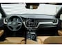 Volvo XC60 T4 Automaat Inscription |Panoramadak| Lichtmetalen velgen 19" | Lederen Bekleding | Voorstoelen Verwarmd | Electronic Climate Controle | Navigatiesysteem Full Map + Hard Disk | Parkeersensor Voor + Achter | Keyless Entry | Elektrisch Bedienbare Achterklep Met Sensorsturing |