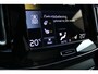 Volvo XC40 T5 Automaat Recharge R-Design | Panoramadak|Trekhaak | Adaptieve Cruise Control | Pilot Assist |MicroTech bekleding | Harman Kardon Audio | 360° camera | Elektrische Bestuurdersstoel met Geheugen | Elektrische bijrijdersstoel | DAB | 20" Lichtmetalen Velgen