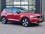 Volvo XC40 2.0 T5 AWD R-Design Intro Edition | Pano | Trekhaak | Leder | Stuur - & stoelverwarming | Blis | App-connect | Elektr. verstelbare stoelen | Elek. achterklep | 360 camera |