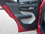 Volvo XC40 2.0 T5 AWD R-Design Intro Edition | Pano | Trekhaak | Leder | Stuur - & stoelverwarming | Blis | App-connect | Elektr. verstelbare stoelen | Elek. achterklep | 360 camera |