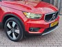 Volvo XC40 2.0 T5 AWD R-Design Intro Edition | Pano | Trekhaak | Leder | Stuur - & stoelverwarming | Blis | App-connect | Elektr. verstelbare stoelen | Elek. achterklep | 360 camera |