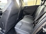 Volkswagen Golf 1.5 eTSI R-Line Business | Panoramadak | Keyless | Stoel verwarming | Camera |