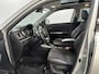 Suzuki Vitara 1.5 - 115PK Hybrid Style AllGrip Automaat | 4WD | Schuif/Kantel Dak | Navi | Camera | Apple CarPlay/Android Auto | Climate Control | Dakdragers | Adaptive Cruise Control |
