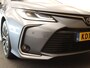 Toyota Corolla 1.8 Hybrid Active - AFNEEMBARE TREKHAAK - TREKGEWICHT 750 KG - NAVIGATIE - CLIMATE CONTROL - 17 INCH LICHT METALEN VELGEN - KEYLESS ENTRY/ START- CAMERA - ADAPTIEVE CRUISE CONTROL - LENDESTEUN VERSTELLING BESTUURDERSSTOEL - PARKEERSENSOREN VOOR/ ACHTER - VOLLEDIG DEALER ONDERHOUDEN
