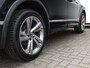 Volkswagen Tiguan Allspace 1.5 TSI R-Line Business+ 150pk DSG | Trekhaak | LED Matrix | App Connect | Lichtmetalen velgen | Winterpakket | Camera | Elek. achterklep | Navigatie | Cruise control |