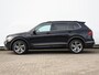 Volkswagen Tiguan Allspace 1.5 TSI R-Line Business+ 150pk DSG | Trekhaak | LED Matrix | App Connect | Lichtmetalen velgen | Winterpakket | Camera | Elek. achterklep | Navigatie | Cruise control |
