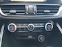 Alfa Romeo Giulia 2.0T Sprint 202PK