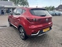 MG MG ZS EV Luxury 45 kWh | 143pk | Panoramadak | Elektrisch Verstelbare Stoelen | Dodehoeksensoren | SOH 93.6%