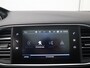 Peugeot 308 1.2 PureTech Blue Lease Executive TREKHAAK / PANORAMADAK / CAMERA / CARPLAY / NAVI / CLIMA / PDC / BLUETOOTH / CRUISE / NL-AUTO
