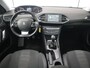Peugeot 308 1.2 PureTech Blue Lease Executive TREKHAAK / PANORAMADAK / CAMERA / CARPLAY / NAVI / CLIMA / PDC / BLUETOOTH / CRUISE / NL-AUTO
