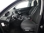 Peugeot 308 1.2 PureTech Blue Lease Executive TREKHAAK / PANORAMADAK / CAMERA / CARPLAY / NAVI / CLIMA / PDC / BLUETOOTH / CRUISE / NL-AUTO
