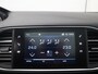 Peugeot 308 1.2 PureTech Blue Lease Executive TREKHAAK / PANORAMADAK / CAMERA / CARPLAY / NAVI / CLIMA / PDC / BLUETOOTH / CRUISE / NL-AUTO