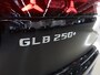 Mercedes-Benz GLB 250+ Business Solution Luxury 7p. 85.5 kWh | Panoramadak | Trekhaak | 3e zitrij | Premium pakket | Night Pakket | Superscreen |
