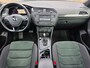 Volkswagen Tiguan 1.4 TSI ACT Highline BJ.2016 / Panodak / Navi / Camera / Led Koplampen / Keyless / 18"Lmv / Trekhaak !!