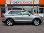 Volkswagen Tiguan 1.4 TSI ACT Highline BJ.2016 / Panodak / Navi / Camera / Led Koplampen / Keyless / 18"Lmv / Trekhaak !!