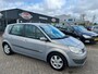 Renault Scenic 1.6-16V Privilège Luxe(st-bekr,automaat,clima,cruise,bj04,1599,-)