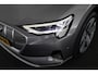 Audi E-tron 55 quattro 95 kWh 408pk SOH 95% Trekhaak 360Camera ACC Keyless Stoelverwarming Memory Navigatie