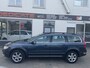 Volvo XC70 2.4 D5 Kinetic *FULL-OPTION*