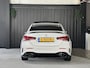 Mercedes-Benz A-klasse 180 Business Solution AMG | AMG-styling | Panorama-dak | Achteruitrijcamera | Carplay | Cruise Control | Stoelverwarming | LED koplampen |