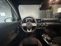 Mercedes-Benz A-klasse 180 Business Solution AMG | AMG-styling | Panorama-dak | Achteruitrijcamera | Carplay | Cruise Control | Stoelverwarming | LED koplampen |