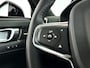 Volvo XC40 B4 Plus Black Edition | Panoramadak | 360° camera | Harman Kardon | Stoel- en Stuurverwarming | Trekhaak