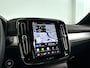 Volvo XC40 B4 Plus Black Edition | Panoramadak | 360° camera | Harman Kardon | Stoel- en Stuurverwarming | Trekhaak