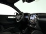 Volvo XC40 B4 Plus Black Edition | Panoramadak | 360° camera | Harman Kardon | Stoel- en Stuurverwarming | Trekhaak