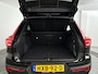 Volvo XC40 B4 Plus Black Edition | Panoramadak | 360° camera | Harman Kardon | Stoel- en Stuurverwarming | Trekhaak