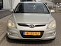 Hyundai i30 1.4i Dynamic 5DRS | CD-Speler | Airco | LM Velgen