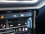Volkswagen T-Roc 1.5 TSI R-Line Edition | verwarmd stuur | IQ-light | Apple Carplay/Android auto | stoelverwarming | digitaal dashboard
