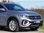 Volkswagen T-Roc 1.5 TSI R-Line Edition | verwarmd stuur | IQ-light | Apple Carplay/Android auto | stoelverwarming | digitaal dashboard