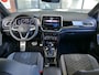 Volkswagen T-Roc 1.5 TSI R-Line Edition | verwarmd stuur | IQ-light | Apple Carplay/Android auto | stoelverwarming | digitaal dashboard