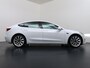 Tesla Model 3 SR+ 325PK LFP-Accu Trekhaak 19"Lmv AutoPilot Leer Pano-Dak Adaptive Cruise Lmv 18" Camera's Elektr.-Stuur+Stoelen+Spiegels+Geheugen+Easy-Entry+Verwarmde stoelen Park assistent Pdc WIFI Ecc Lane-Assist Speed-Assist Ecc Navi Led DAB Voorverwarmen interieur via App Keyless One-Pedal-Drive Origineel Nederlandse Auto LFP accu dus 100% opladen!