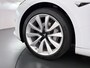 Tesla Model 3 SR+ 325PK LFP-Accu Trekhaak 19"Lmv AutoPilot Leer Pano-Dak Adaptive Cruise Lmv 18" Camera's Elektr.-Stuur+Stoelen+Spiegels+Geheugen+Easy-Entry+Verwarmde stoelen Park assistent Pdc WIFI Ecc Lane-Assist Speed-Assist Ecc Navi Led DAB Voorverwarmen interieur via App Keyless One-Pedal-Drive Origineel Nederlandse Auto LFP accu dus 100% opladen!