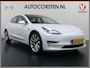 Tesla Model 3 SR+ 325PK LFP-Accu Trekhaak 19"Lmv AutoPilot Leer Pano-Dak Adaptive Cruise Lmv 18" Camera's Elektr.-Stuur+Stoelen+Spiegels+Geheugen+Easy-Entry+Verwarmde stoelen Park assistent Pdc WIFI Ecc Lane-Assist Speed-Assist Ecc Navi Led DAB Voorverwarmen interieur via App Keyless One-Pedal-Drive Origineel Nederlandse Auto LFP accu dus 100% opladen!