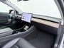Tesla Model 3 SR+ 325PK LFP-Accu Trekhaak 19"Lmv AutoPilot Leer Pano-Dak Adaptive Cruise Lmv 18" Camera's Elektr.-Stuur+Stoelen+Spiegels+Geheugen+Easy-Entry+Verwarmde stoelen Park assistent Pdc WIFI Ecc Lane-Assist Speed-Assist Ecc Navi Led DAB Voorverwarmen interieur via App Keyless One-Pedal-Drive Origineel Nederlandse Auto LFP accu dus 100% opladen!