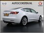 Tesla Model 3 SR+ 325PK LFP-Accu Trekhaak 19"Lmv AutoPilot Leer Pano-Dak Adaptive Cruise Lmv 18" Camera's Elektr.-Stuur+Stoelen+Spiegels+Geheugen+Easy-Entry+Verwarmde stoelen Park assistent Pdc WIFI Ecc Lane-Assist Speed-Assist Ecc Navi Led DAB Voorverwarmen interieur via App Keyless One-Pedal-Drive Origineel Nederlandse Auto LFP accu dus 100% opladen!