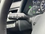 Lexus UX 250h Preference Line | Nieuwe multimedia, 18 inch, Dodehoekherkenning, Stoel + Stuurverwarming, Parkeersensoren