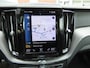 Volvo XC60 2.0 B5 R-Design Trekhaak Pano HUD Lage KM Org.NL