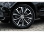 Volvo XC60 2.0 T8 Plug-in Hybrid AWD Ultimate Dark | Long Range | Head-up display | Panoramadak | 360° camera | Gelaagd glas | Adaptieve cruise control | Stoel/ stuur verwarming | Harman Kardon Audio