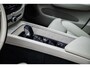 Volvo XC60 2.0 T8 Plug-in Hybrid AWD Ultimate Dark | Long Range | Head-up display | Panoramadak | 360° camera | Gelaagd glas | Adaptieve cruise control | Stoel/ stuur verwarming | Harman Kardon Audio