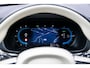 Volvo XC60 2.0 T8 Plug-in Hybrid AWD Ultimate Dark | Long Range | Head-up display | Panoramadak | 360° camera | Gelaagd glas | Adaptieve cruise control | Stoel/ stuur verwarming | Harman Kardon Audio