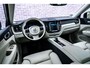 Volvo XC60 2.0 T8 Plug-in Hybrid AWD Ultimate Dark | Long Range | Head-up display | Panoramadak | 360° camera | Gelaagd glas | Adaptieve cruise control | Stoel/ stuur verwarming | Harman Kardon Audio