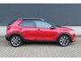 Kia Stonic 100pk DynamicPlusLine I Parkeersensoren I Camera Achter I Trekhaak I NAVI I Airco