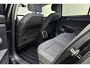 Volkswagen Golf Variant Life Business 1.0 eTSI | Trekhaak | Adaptieve cruise control | Navigatie | Apple carplay | Virtual cockpit