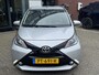 Toyota Aygo 1.0 VVT-i X-PLAY AIRCO BLUETOOTH CAMERA EL-RAMEN/SPIEGELS NL-AUTO