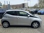 Toyota Aygo 1.0 VVT-i X-PLAY AIRCO BLUETOOTH CAMERA EL-RAMEN/SPIEGELS NL-AUTO