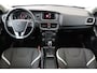 Volvo V40 T3 AUT. DYNAMIC EDITION -CRUISE|VERW.VOORSTOELEN|NAVI|HIGH-PERF.AUDIO|PDC.(A)|DEALERONDERHOUDEN|17"