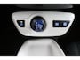 Toyota Prius 1.8 First Edition | Trekhaak | Head Up Display | Keyless Entry | Dealer Onderhouden | Navigatie |